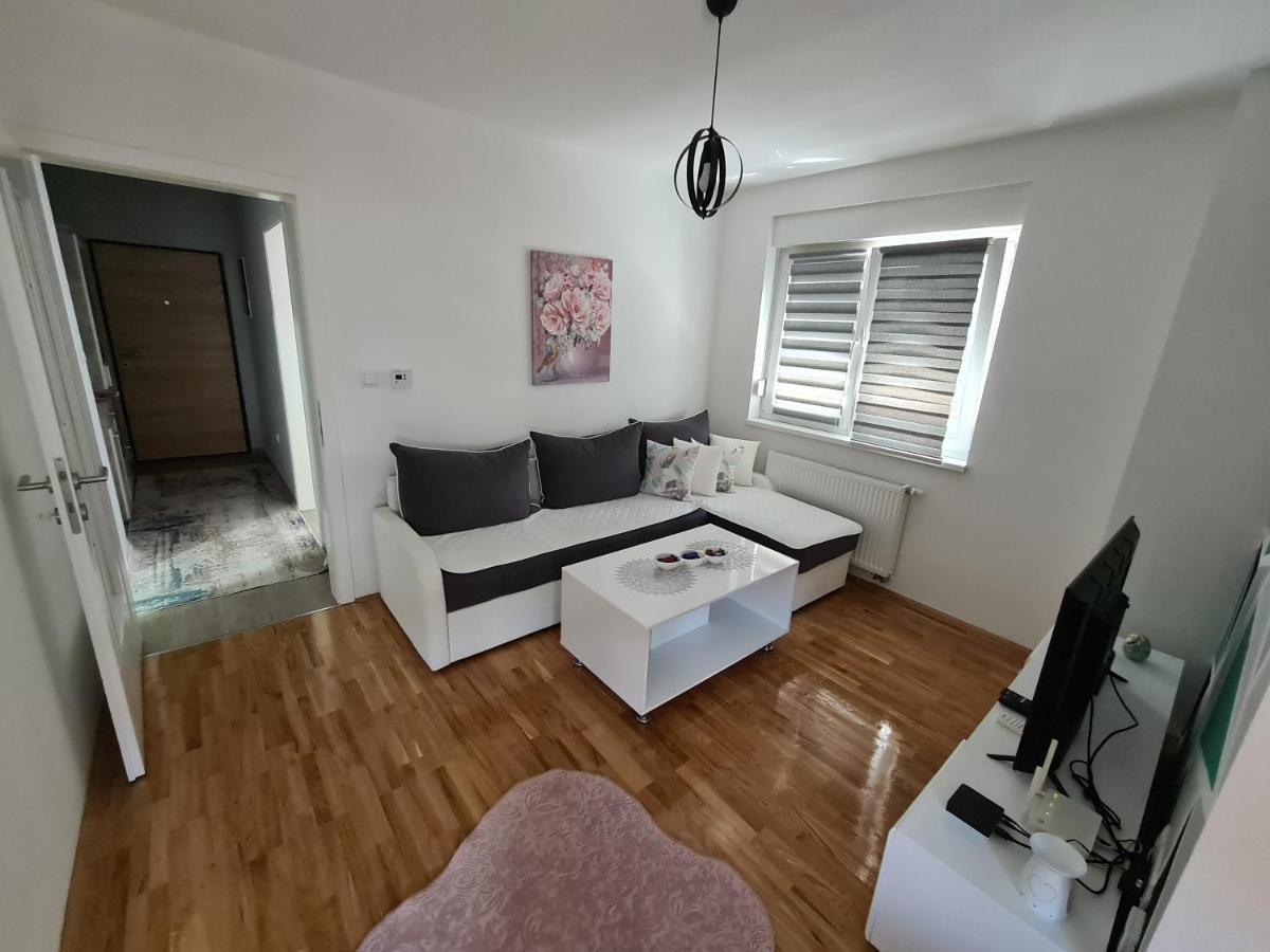 Apartman Crystal Brcko Bagian luar foto